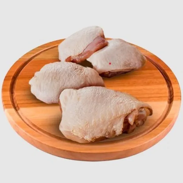 Sobrecoxa de frango com osso